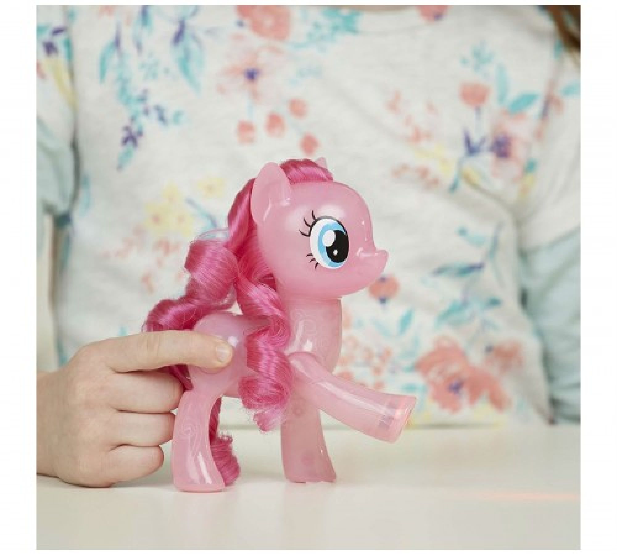 Pony day. Пони c0720 my little Pony "сияние" магия дружбы Hasbro. Пинки Пай интерактивная игрушка Хасбро. Игровой набор my little Pony my little Pony. Малютка пони Пинки Пай (29208). My little Pony (Hasbro) MLP "мерцание" интерактивная Пинки Пай c0677.